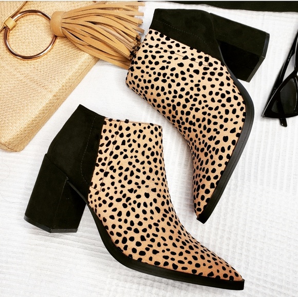 🆕️//The Alena// leopard print bootie - Picture 5 of 8